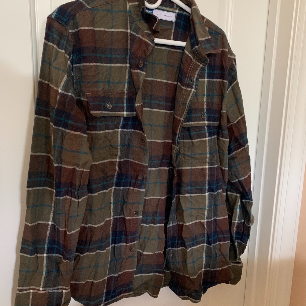 Men’s plaid shirt